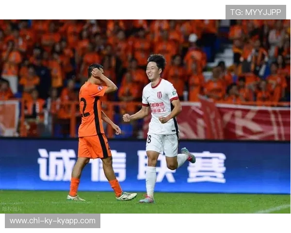 成都蓉城遗憾失利，提前一轮无缘中超冠军，成都蓉城足球俱乐部中甲排名